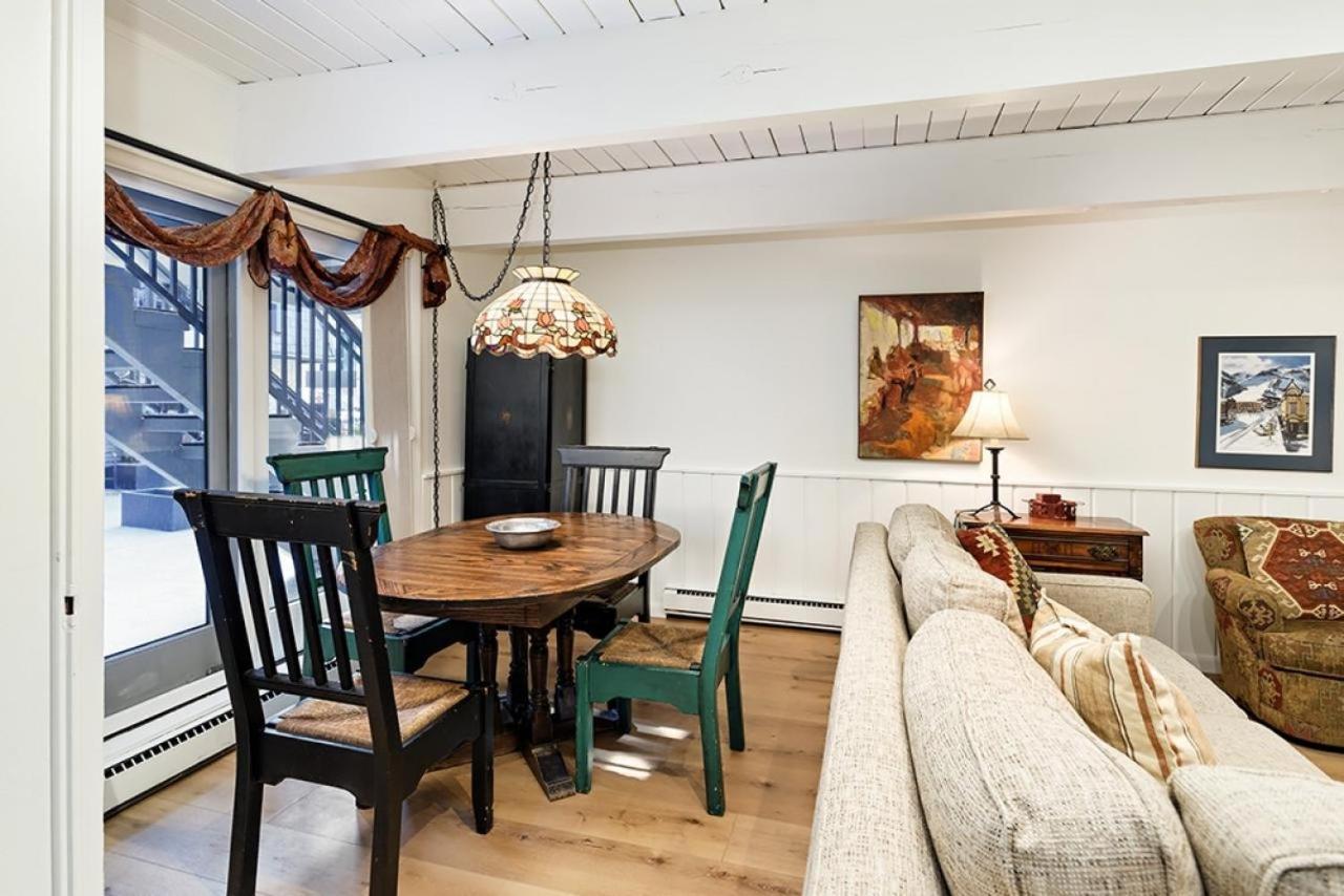 Chateau Dumont Unit 2, Condo With Central, Downtown Location Аспън Екстериор снимка
